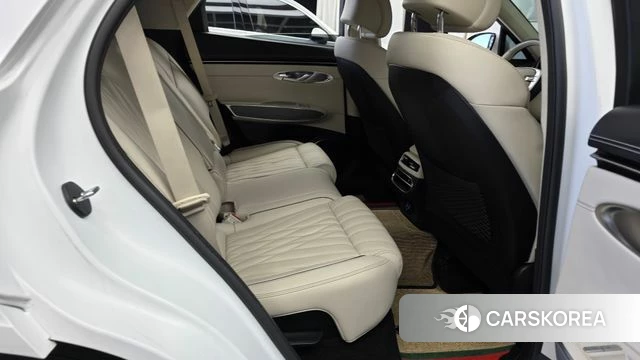 Genesis GV70 2021 Белый из Кореи, фото 2