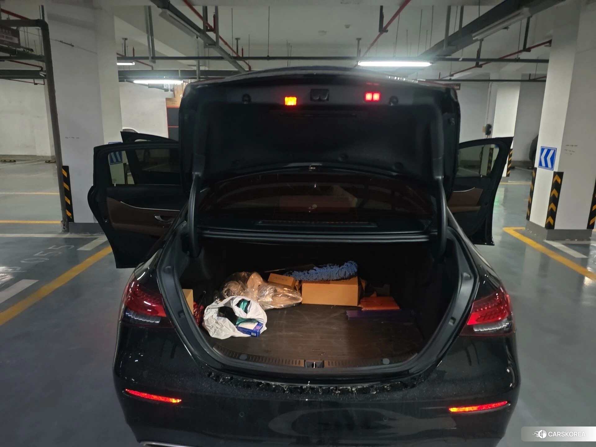 Mercedes-Benz E-Class 2022 Черный из Китая, фото 2