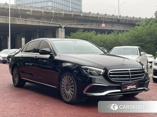 Mercedes-Benz E-Class 2021 Черный из Китая, фото 2