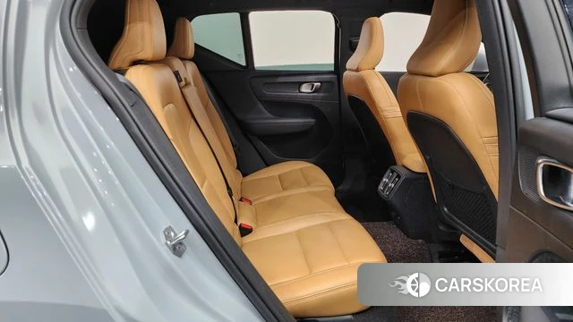 Volvo XC40 2019 Белый из Кореи, фото 3