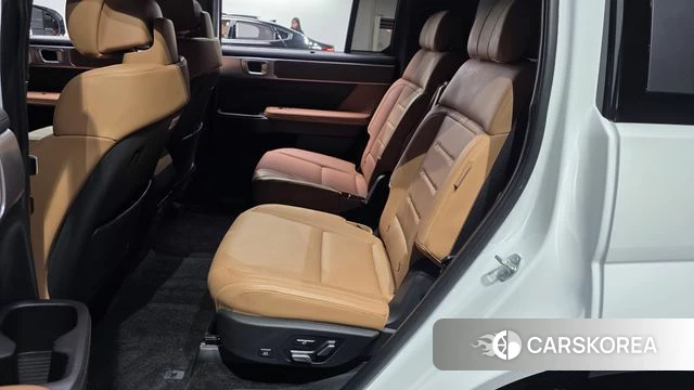 Hyundai Santa Fe (MX5) 2025 Белый из Кореи, фото 2