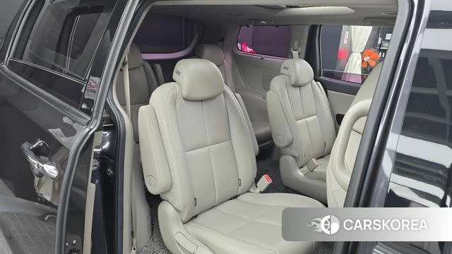 Kia The New Carnival 2019 Серый из Кореи, фото 2