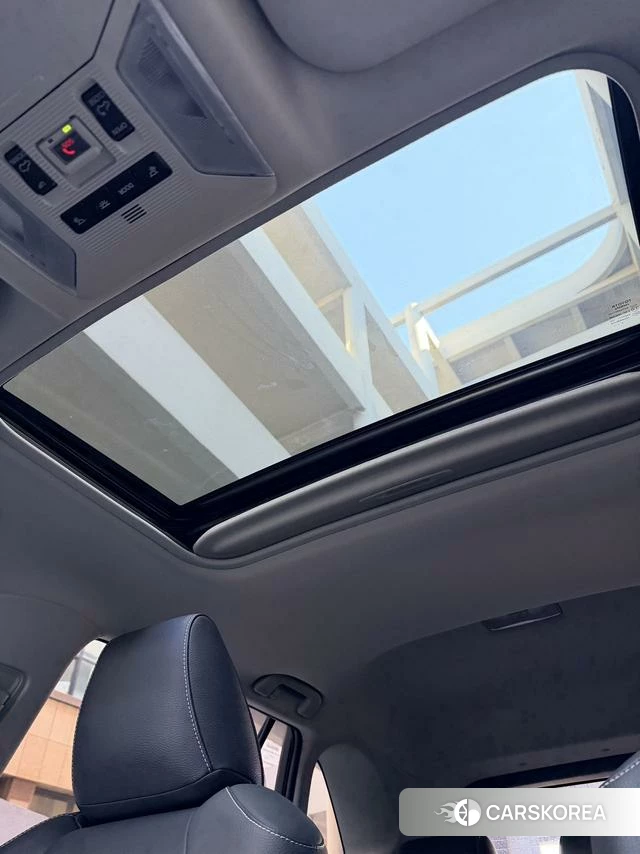 Toyota RAV4 2023 Черный из Китая, фото 2