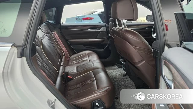 BMW 6 Series GT (G32) 2020 Белый из Кореи, фото 2