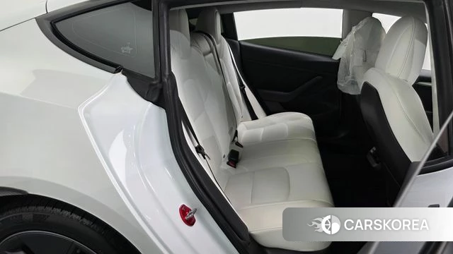 Tesla Model 3 2022 Белый из Кореи, фото 2