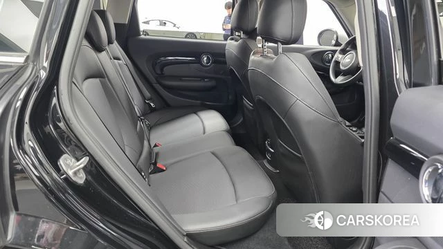 Mini Cooper Clubman 2022 Черный из Кореи, фото 2