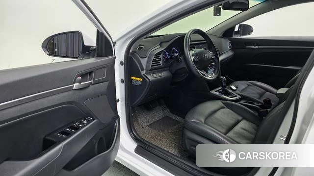 Hyundai The New Avante AD 2018 Белый из Кореи, фото 2