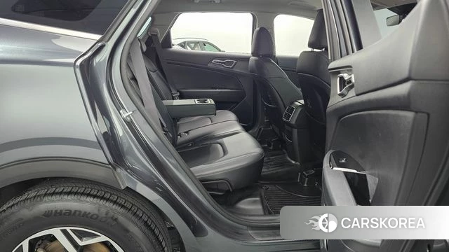 Kia Sportage 5th Generation 2023 Серый из Кореи, фото 2