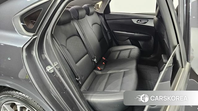 Kia The New K3 2nd generation 2021 Серый из Кореи, фото 2
