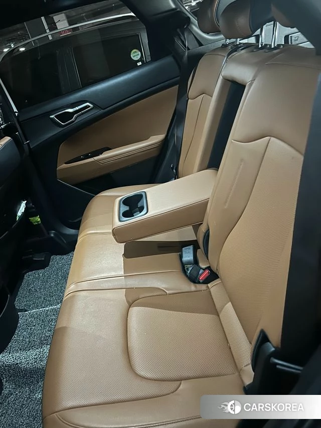 Kia Sportage 5th Generation Hybrid 2021 Белый из Кореи, фото 2