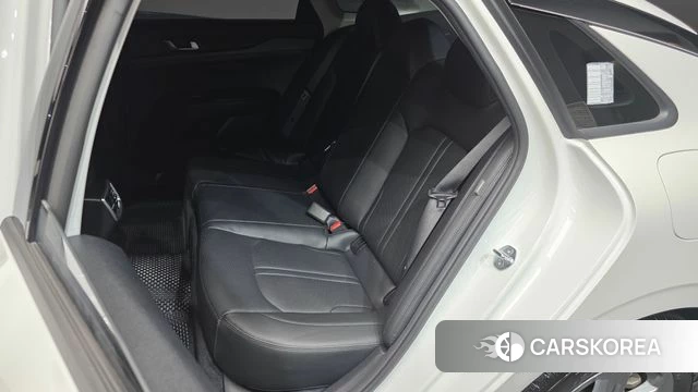 Kia The New K5 3rd generation 2024 Белый из Кореи, фото 2
