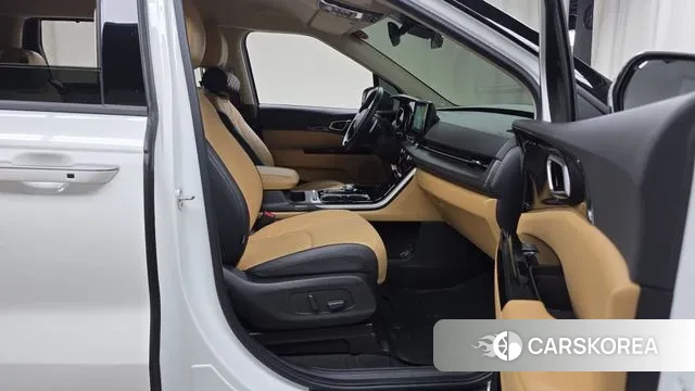 Kia Carnival 4th generation 2022 Белый из Кореи, фото 2