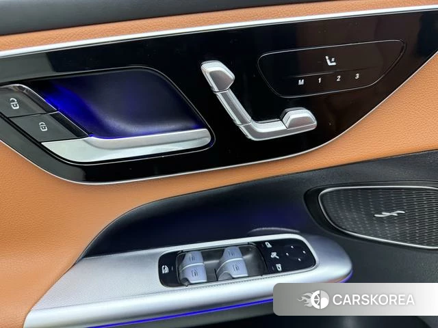 Mercedes-Benz GLC 2024 Черный из Китая, фото 2