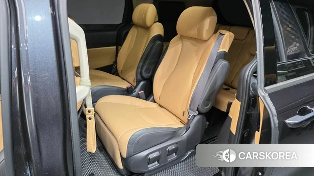 Kia Carnival 4th generation 2022 Серый из Кореи, фото 2