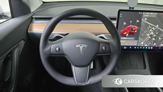 Tesla Model Y 2021 Белый из Кореи, фото 2