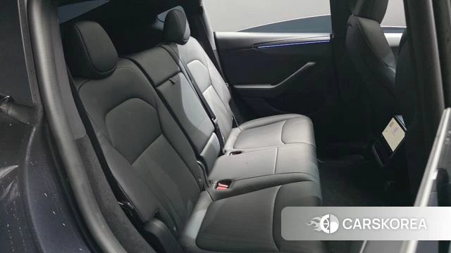 Tesla Model Y 2026 Серый из Кореи, фото 2