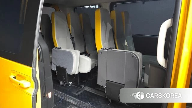 Hyundai The New Staria 2026 Желтый из Кореи, фото 2