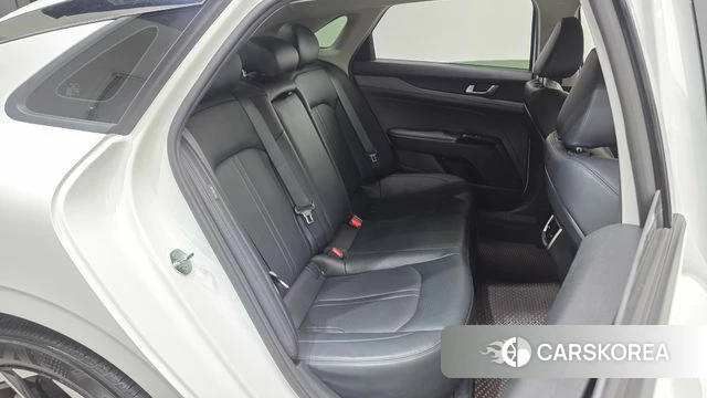 Kia The New K5 3rd generation 2025 Белый из Кореи, фото 3