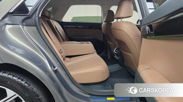 Hyundai Grandeur (GN7) 2024 Коричневый из Кореи, фото 2