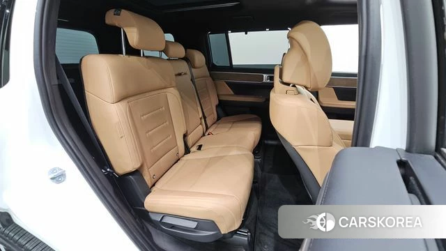 Hyundai Santa Fe (MX5) 2024 Белый из Кореи, фото 2