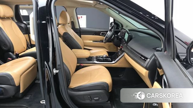 Kia Carnival 4th generation 2022 Черный из Кореи, фото 2