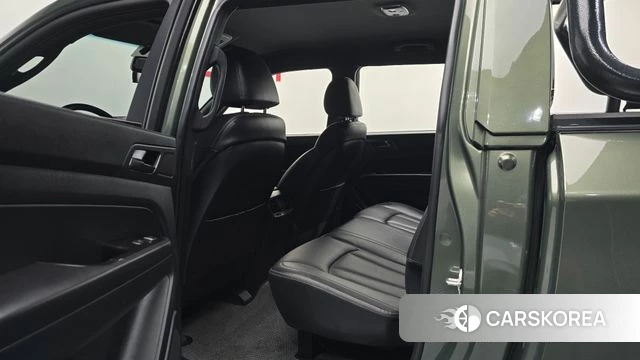 Ssangyong The New Rexton Sports Cannes 2023 Темно-зеленый из Кореи, фото 2