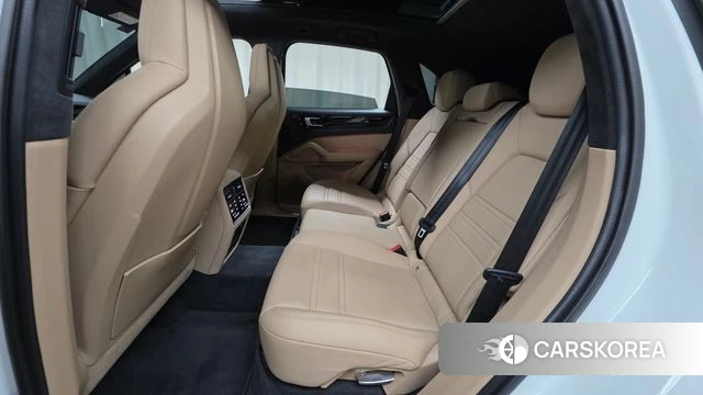 Porsche Cayenne (PO536) id 4966654 из Кореи 2