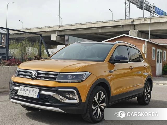 Volkswagen T-Cross 2021 Желтый из Китая, фото 2