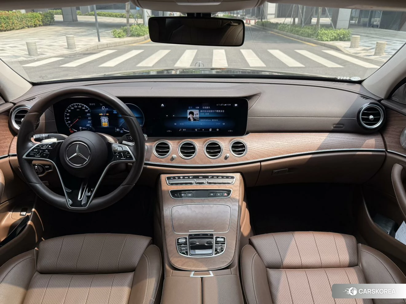 Mercedes-Benz E-Class 2022 Черный из Китая, фото 2