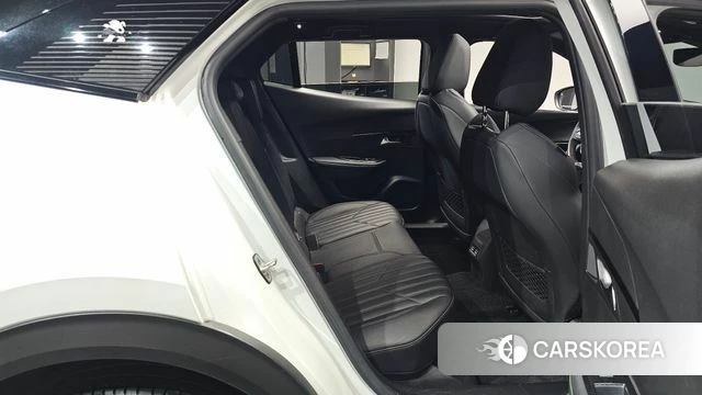 Peugeot 2008 Second generation 2020 Белый из Кореи, фото 2