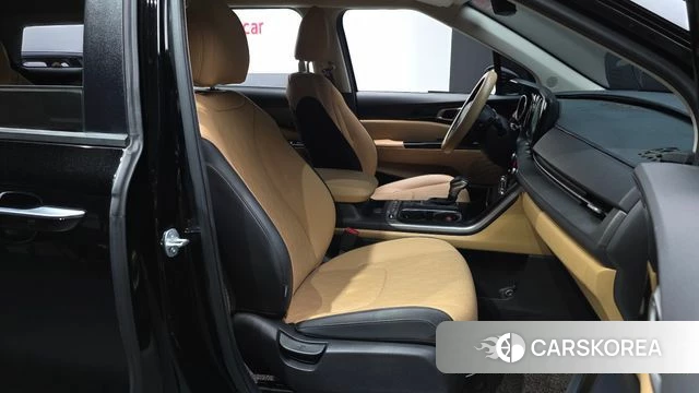 Kia Carnival 4th generation 2023 Черный из Кореи, фото 2