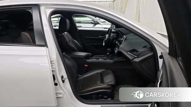 Cadillac CT4 2020 Белый из Кореи, фото 2