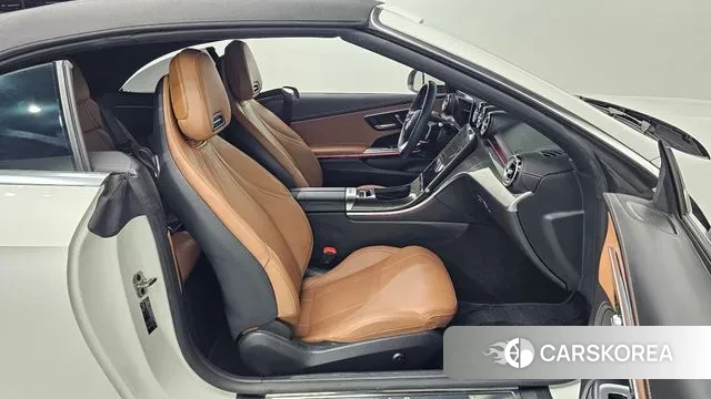 Mercedes-Benz CLE-Class C236 2024 Белый из Кореи, фото 2