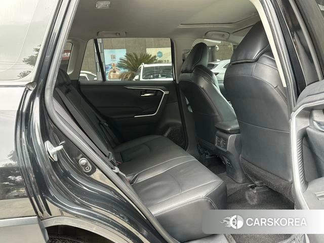 Toyota Wildlander 2021 Черный из Китая, фото 2