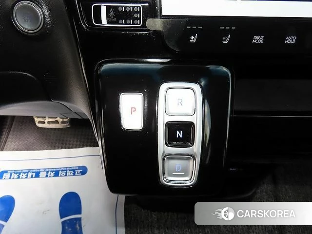 Hyundai Staria 2023 Серебряный из Кореи, фото 2