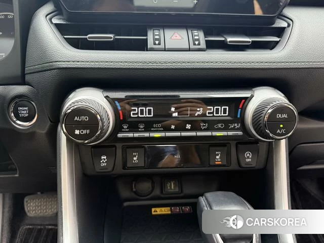 Toyota RAV4 2024 Белый из Китая, фото 2