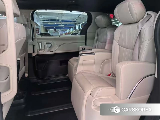 Toyota Sienna 2024 Белый из Китая, фото 2