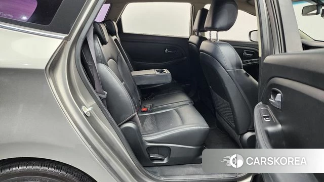 Kia The New Carens 2018 Песочный из Кореи, фото 2