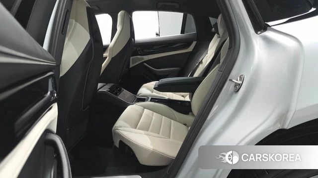 Porsche Panamera (976) 2025 Белый из Кореи, фото 2