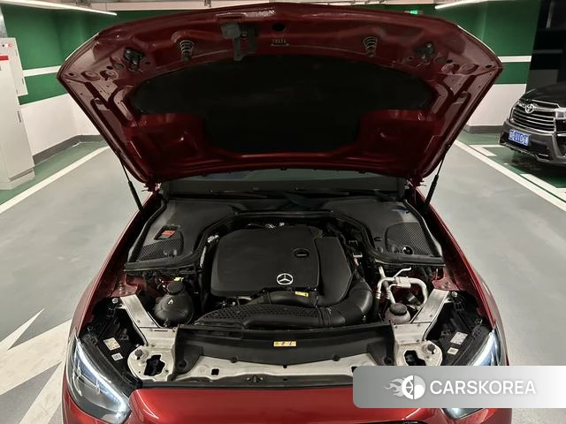 Mercedes-Benz E-Class 2021 Красный из Китая, фото 2
