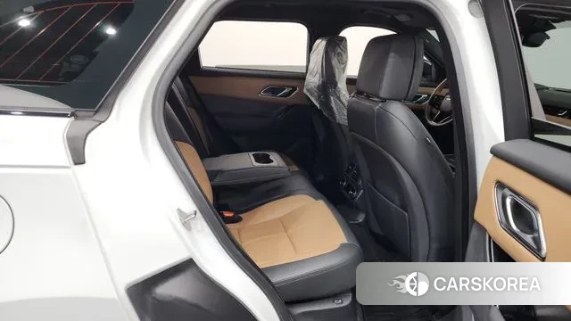 Land Rover Range Rover Velar 2024 Белый из Кореи, фото 2