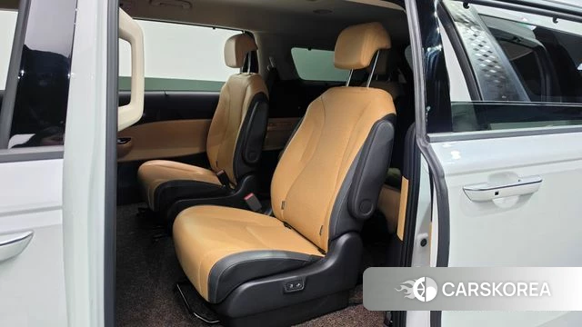 Kia Carnival 4th generation 2023 Белый из Кореи, фото 2