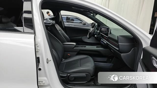 Hyundai Ionic 6 2022 Белый из Кореи, фото 2