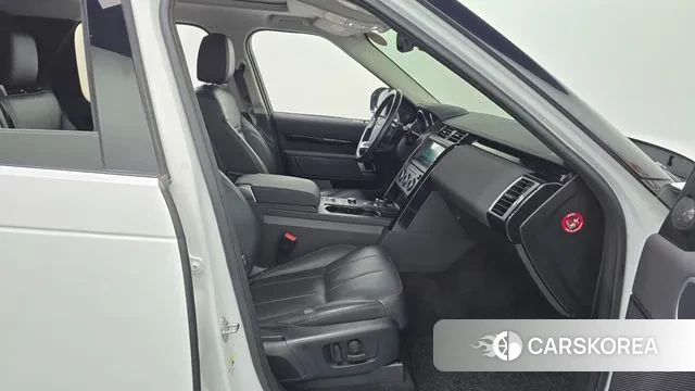 Land Rover Discovery 5 2019 Белый из Кореи, фото 2