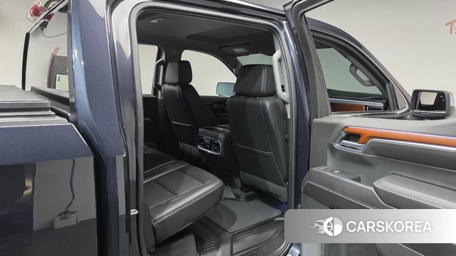 GMC Sierra 2023 Черный из Кореи, фото 2