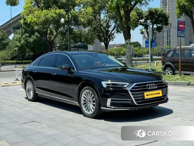 Audi A8 2022 Черный из Китая, фото 2