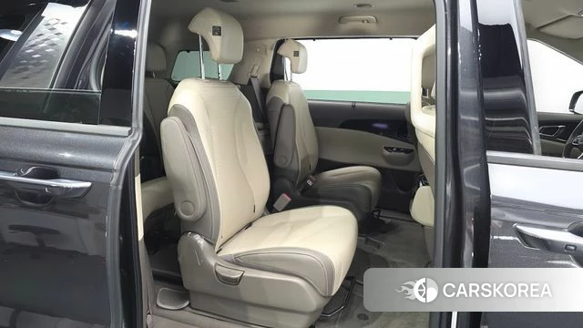 Kia Carnival 4th generation 2023 Серый из Кореи, фото 2
