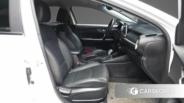 Kia Come New K3 2021 Белый из Кореи, фото 2