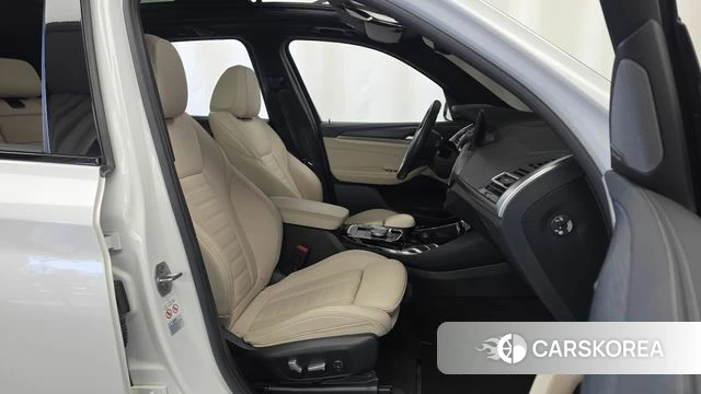 BMW iX3 2023 Белый из Кореи, фото 2