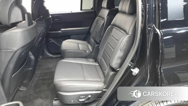 Hyundai Santa Fe (MX5) 2026 Черный из Кореи, фото 2